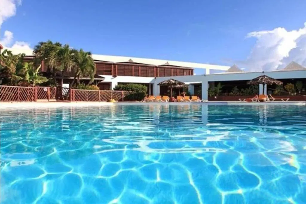 شقة Studio Kaza Loulou Au Manganao Au Pied De La Plage Et Piscine سانت فرانسوا